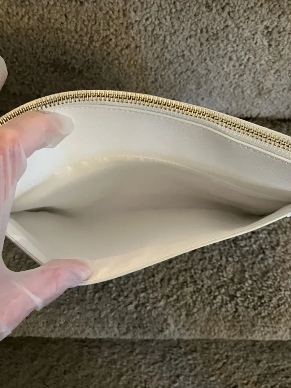NWOT WHITE HOUSE BLACK MARKET WHITE PURPLE FLORAL ENVELOPE WRISTLET CLUTCH - Picture 11 of 13